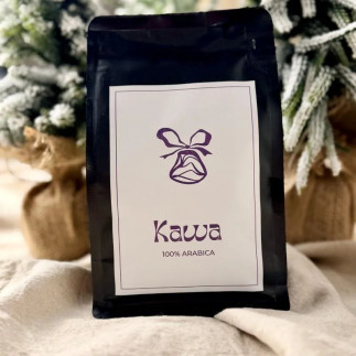 Zestaw prezentowy dla niego: czarka ceramiczna i kawa