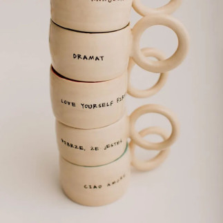 Kubek z napisem Love yourself first